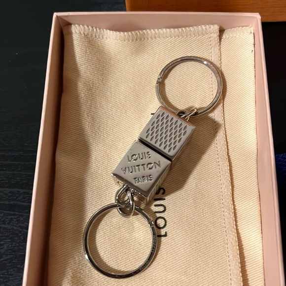 Louis Vuitton Key Ring 2 Piece EUC - Picture 1 of 3
